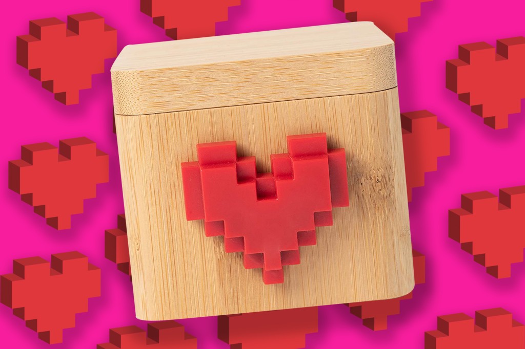 TikTok's viral new way to send love notes